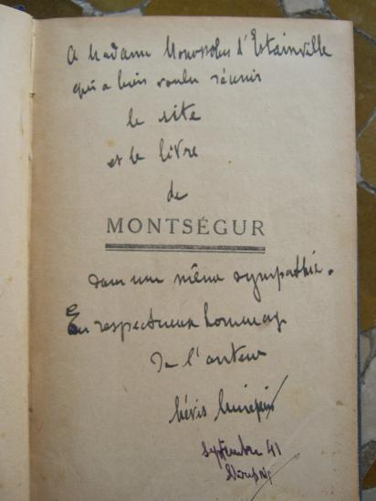Dédicasse du duc de Levis Mirepoix à Mme Monossohn d'Estainville